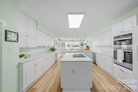 Kitchen - 16601 Jefferson Pl, Fort Mill, SC 29708 photo 3 of 4