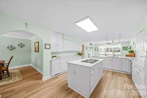 Kitchen - 16601 Jefferson Pl, Fort Mill, SC 29708 photo 4 of 4