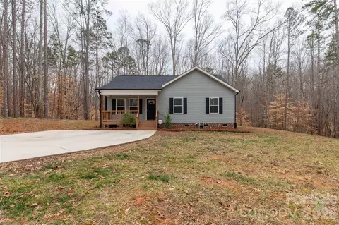 1183 Legion Rd, Hickory Grove, SC 29717