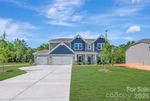 211 Amber Glen Dr, Locust, NC 28097