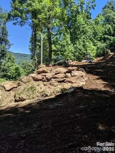 000 Shadyside 8 Dr #8, Waynesville, NC 28785