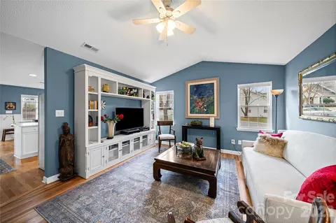 191 Oak Village Pkwy, Mooresville, NC 28117