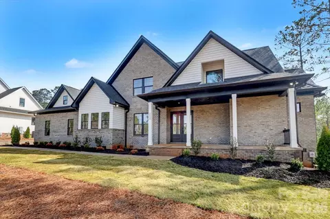 3210 Sherman Dr, Lancaster, SC 29720