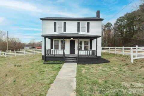 2809 N Main St, Kannapolis, NC 28081