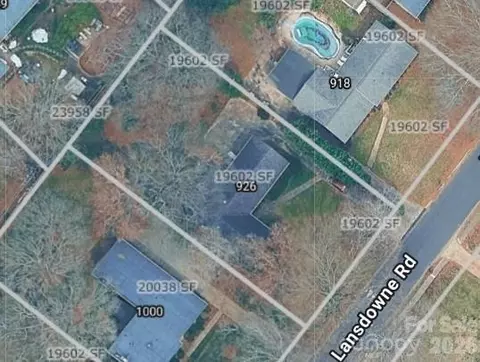 926 Lansdowne Rd, Charlotte, NC 28270