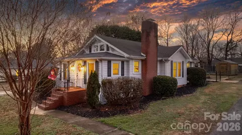 160 Elm Ave, Hudson, NC 28638
