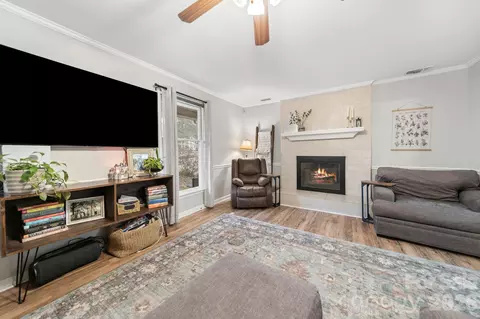 524 Nash Ct, Gastonia, NC 28054