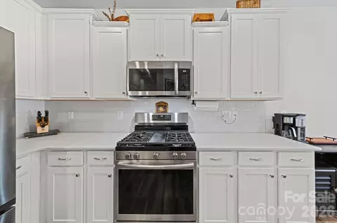 Kitchen - 5843 Soft Shell Dr, Lancaster, SC 29720 photo 6 of 6