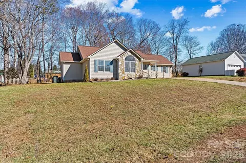 1714 Indian Springs Nw Dr NW, Conover, NC 28613