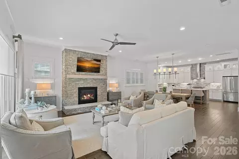 744 Amalfi Dr, Davidson, NC 28036