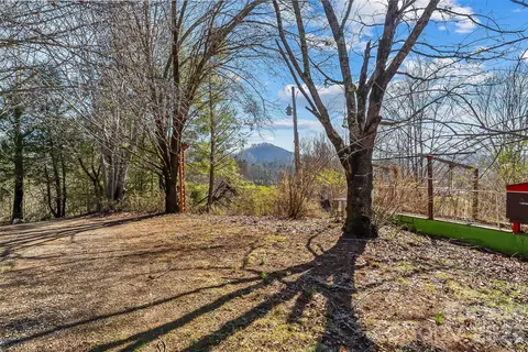 Exterior - 350 Sandy Bottom Rd, Marshall, NC 28753 photo 7 of 8