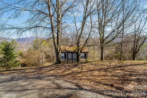 Exterior - 350 Sandy Bottom Rd, Marshall, NC 28753 photo 4 of 8