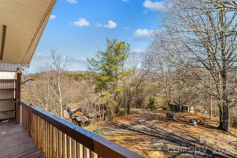 Exterior - 350 Sandy Bottom Rd, Marshall, NC 28753 photo 1 of 8