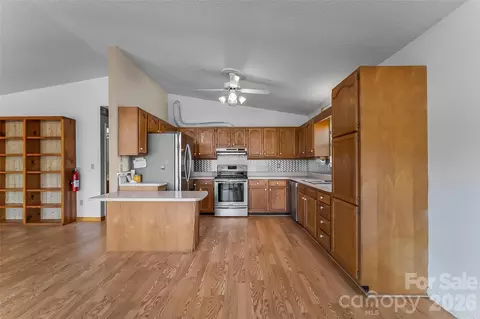 Kitchen - 350 Sandy Bottom Rd, Marshall, NC 28753 photo 1 of 2