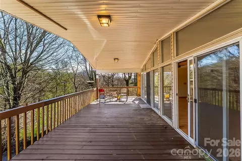 Exterior - 350 Sandy Bottom Rd, Marshall, NC 28753 photo 2 of 8