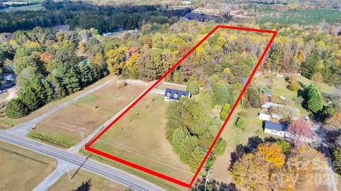 513 Weathers Creek Rd, Troutman, NC 28166