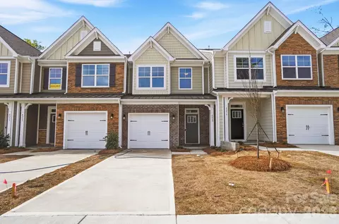 4269 Black Ct, Harrisburg, NC 28075