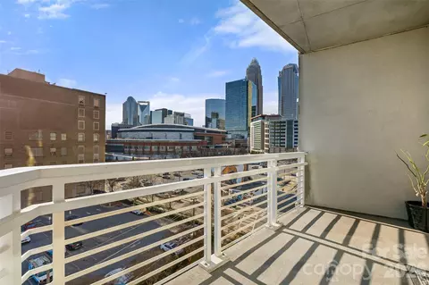 505 E 6th 707 St #707, Charlotte, NC 28202