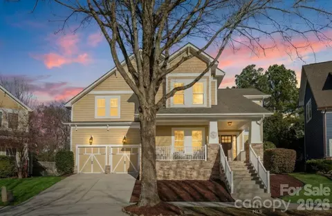 18047 Northport Dr, Cornelius, NC 28031