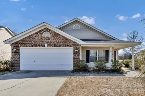 164 Alexander Dr, Hopkins, SC 29061