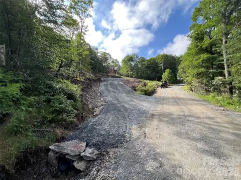 145 Raven Rd, Beech Mountain, NC 28604 photo 3