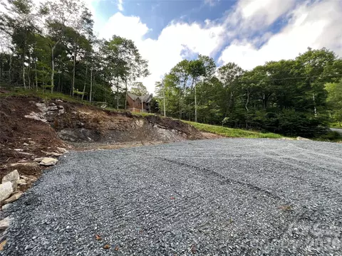 145 Raven Rd, Beech Mountain, NC 28604 photo 2