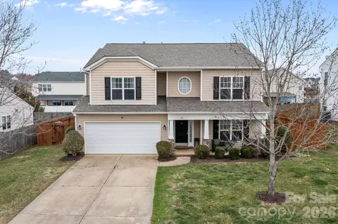 135 Spring Meadows Dr, Lincolnton, NC 28092
