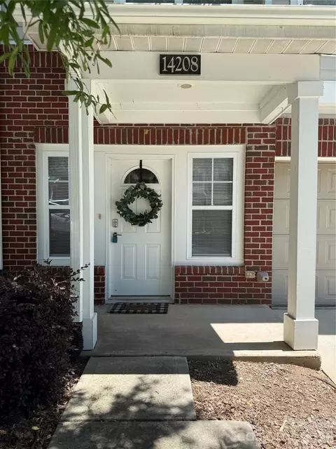 14208 Castle Abbey Ln, Charlotte, NC 28277