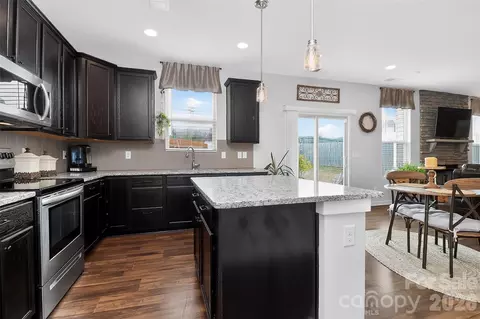 4626 Gibbons Link Rd, Charlotte, NC 28269