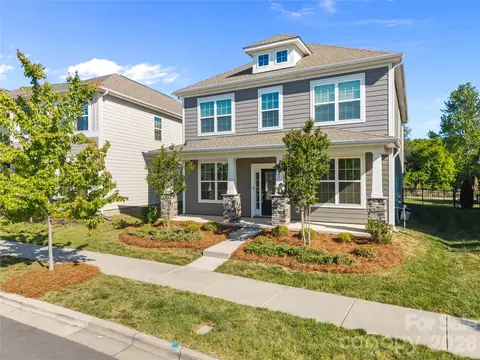 15721 White Quartz Ln, Davidson, NC 28036