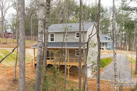 Exterior - 165 Cascade Ridge Rd, Fairview, NC 28730 photo 7 of 10