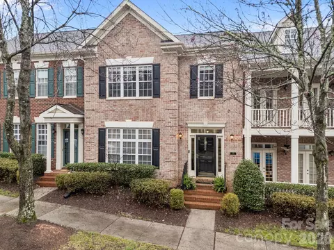 233 Twain Ave, Davidson, NC 28036