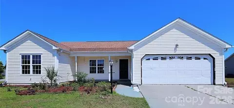 7456 Courtney Pines Rd, Wilmington, NC 28411