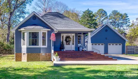 2915 Timber Ridge Ln, Rock Hill, SC 29732