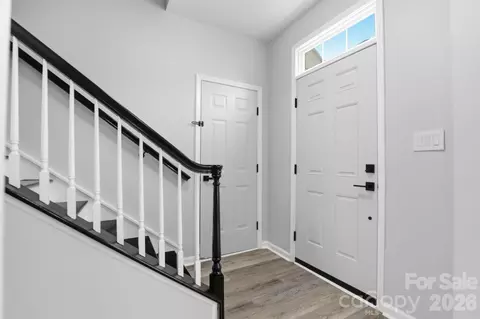Entry Way - 7978 Mariners Pointe Cir, Denver, NC 28037 photo 2 of 3