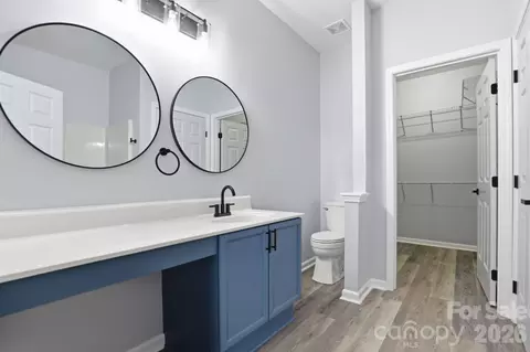 Bath - 7978 Mariners Pointe Cir, Denver, NC 28037 photo 3 of 4