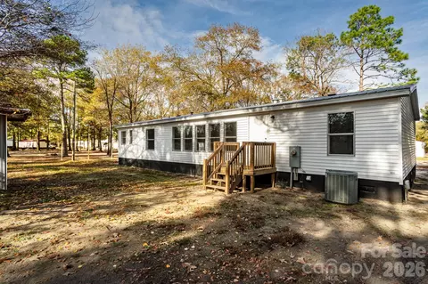 Exterior - 75 Grays Dr, Harrells, NC 28444 photo 2 of 3
