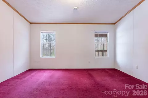 Bedroom - 8636 County Line Rd, Hickory, NC 28602 photo 1 of 3