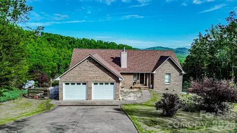 485 Mountain Lookout Dr, Bostic, NC 28018