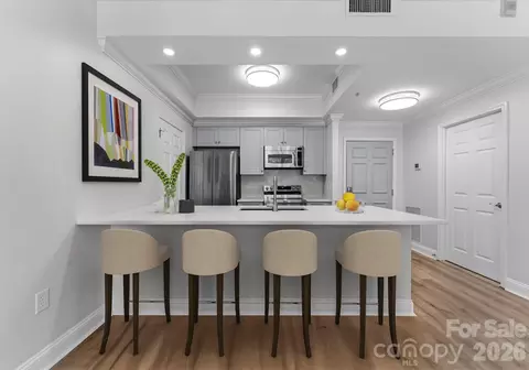 300 W 5th W 509 St W #509, Charlotte, NC 28202
