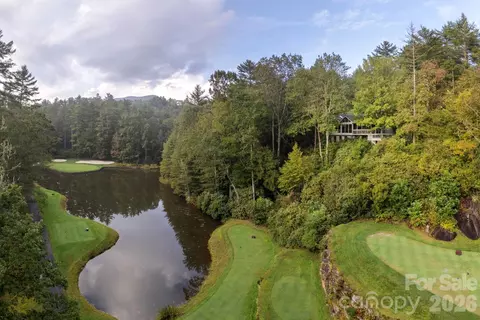 940 Winding Creek Rd, Sapphire, NC 28774