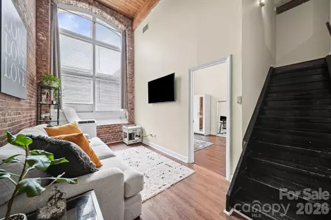 201 S Hoskins 129 Rd #129, Charlotte, NC 28208