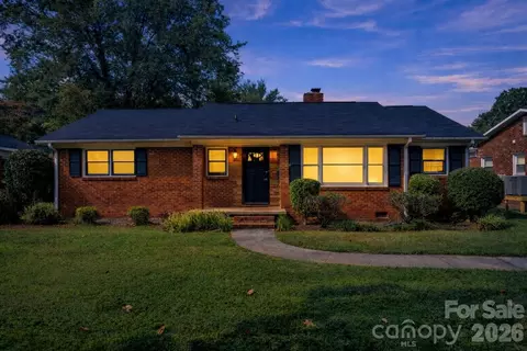 1227 Barkley Rd, Charlotte, NC 28209