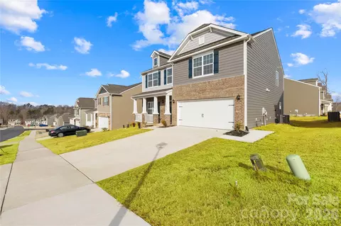 Exterior - 10820 Tuff Ln, Davidson, NC 28036 photo 3 of 8