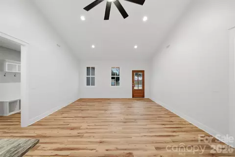 Living - 326 E Pine St, Maiden, NC 28650 photo 3 of 6