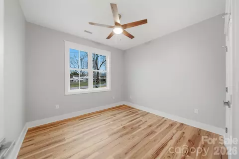 Bedroom - 326 E Pine St, Maiden, NC 28650 photo 3 of 6