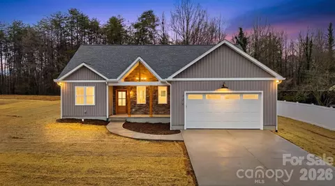Exterior - 326 E Pine St, Maiden, NC 28650 photo 3 of 3