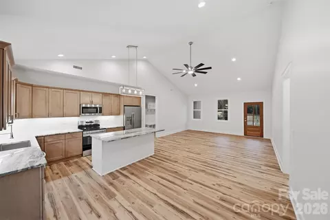 Other - 326 E Pine St, Maiden, NC 28650 photo 2 of 22