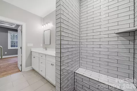 Bath - 326 E Pine St, Maiden, NC 28650 photo 2 of 2