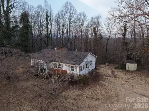 859 Stacy Hill Rd, Nebo, NC 28761